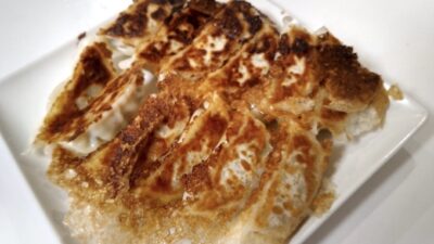 味の素の冷凍餃子、『ギョーザ〈元祖 油・水なし〉』の焼き方! 食べてみました【フライパン】